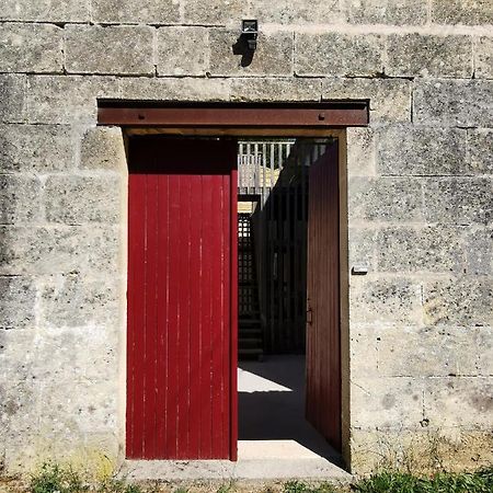 Gite De Charme Au Coeur De L'Entre-Deux-Mers Haux  Zewnętrze zdjęcie